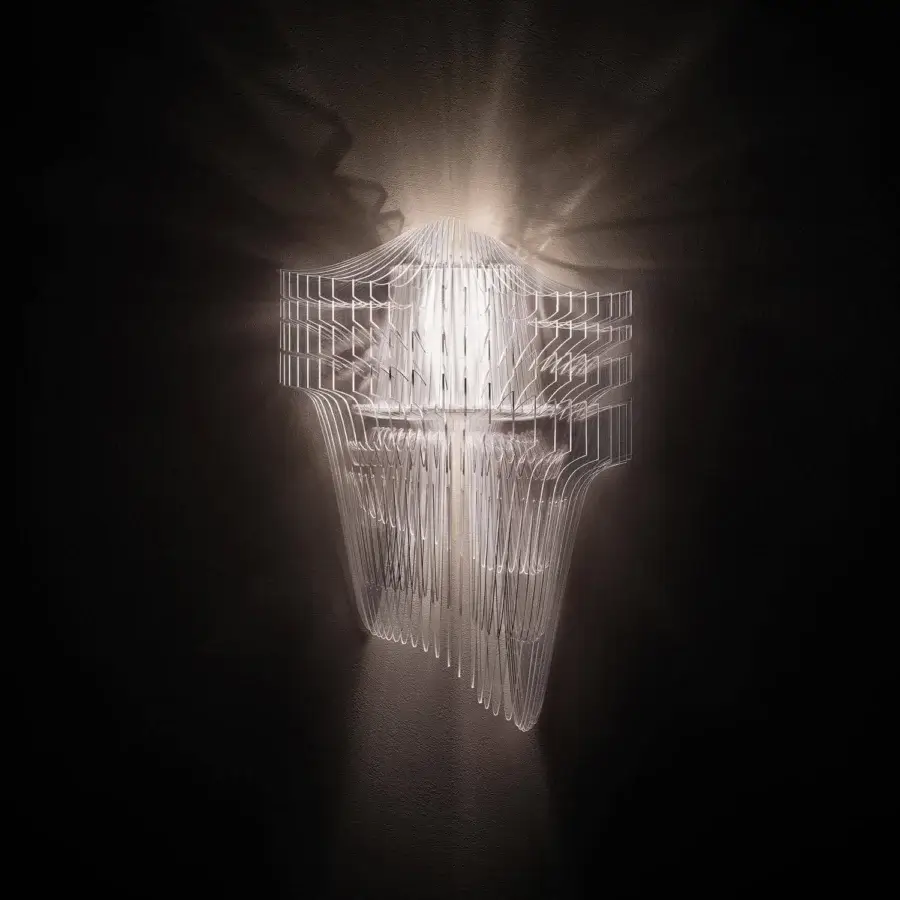 Distinguished Slamp Aria wall lamp crafted in transparent Lentiflex and Cristalflex with smooth clear finish