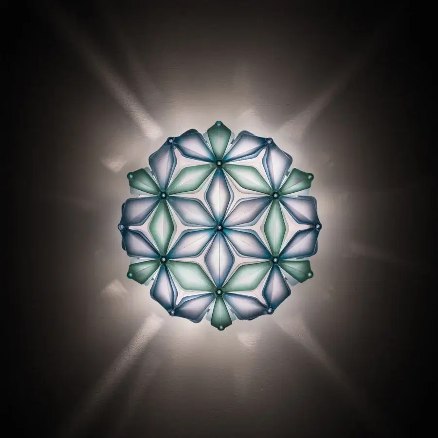 Exceptional Slamp La Vie ceiling/wall lamp with a floral-inspired design crafted from Lentiflex and Opalflex in a blue to green gradient
