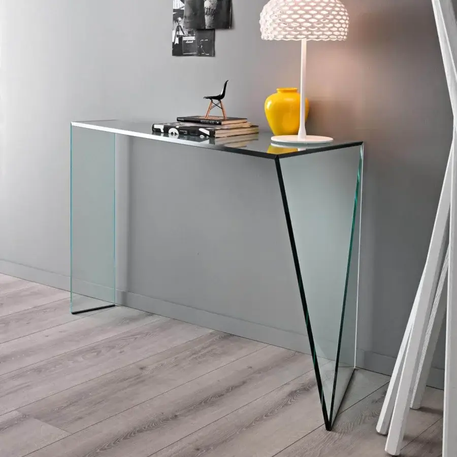 Superior Tonelli Design Penrose console crafted in clear glass with oblique cuts and a glossy finish
