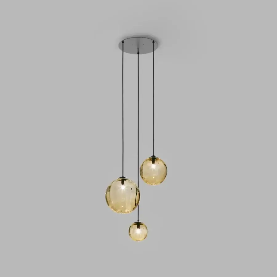 Refined Vistosi Puppet suspension lamp with amber toned blown glass lampshades and glossy chrome metal parts
