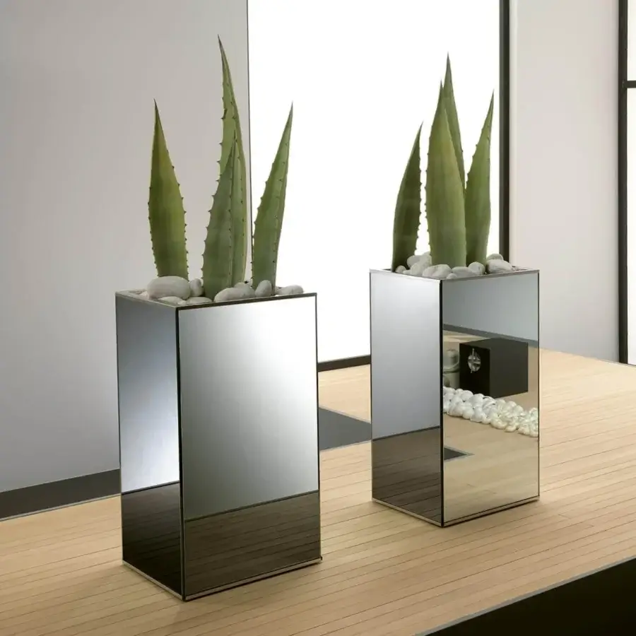 Elegant Tonelli Design Lingo planter clad in standard mirror with a sleek silver sheen embodies modern style