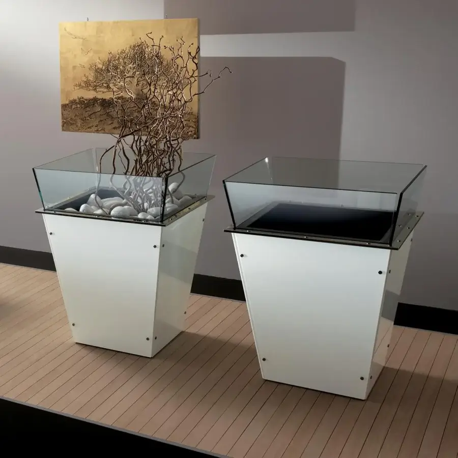 Distinguished Tonelli Design Amon planter with white lacquered glass and visible stainless steel screws exhibiting a glossy finish