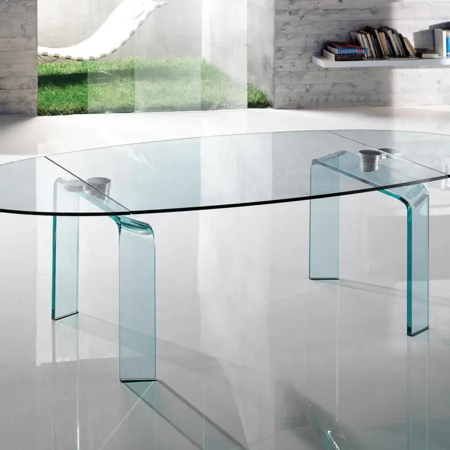 Superior Reflex Policleto table with an extendable tempered glass top and curved transparent glass legs