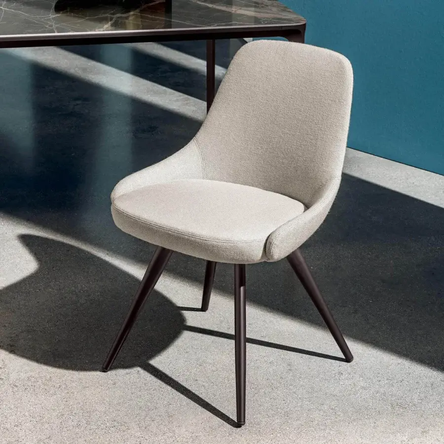 Elegant Sovet Italia Cadira chair with light beige matte textile upholstery and dark brown lacquered metal legs