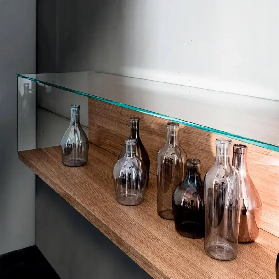 Distinguished Sovet Italia Nest Shelf with veneered oak structure and extra light clear glass case in a natural finish