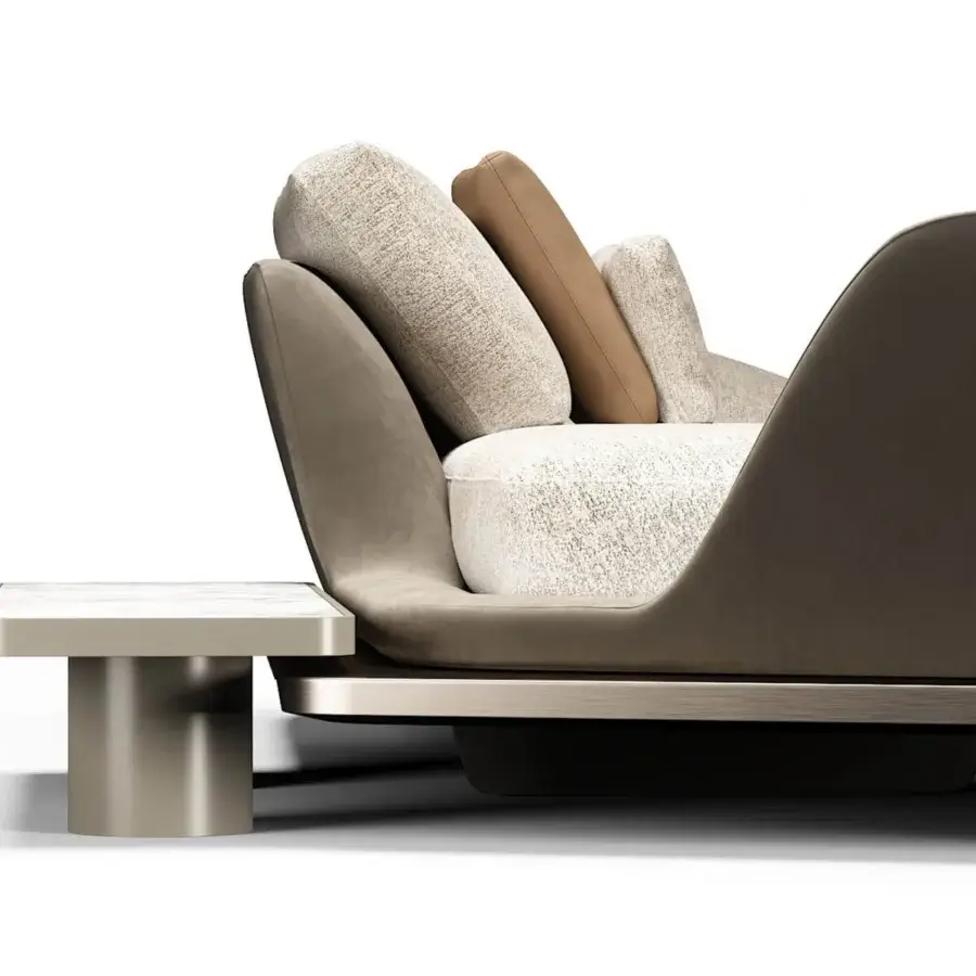 Exceptional Reflex Segno sofa chaise lounge upholstered in textured light-toned fabric with Canaletto Walnut and dark brass finish