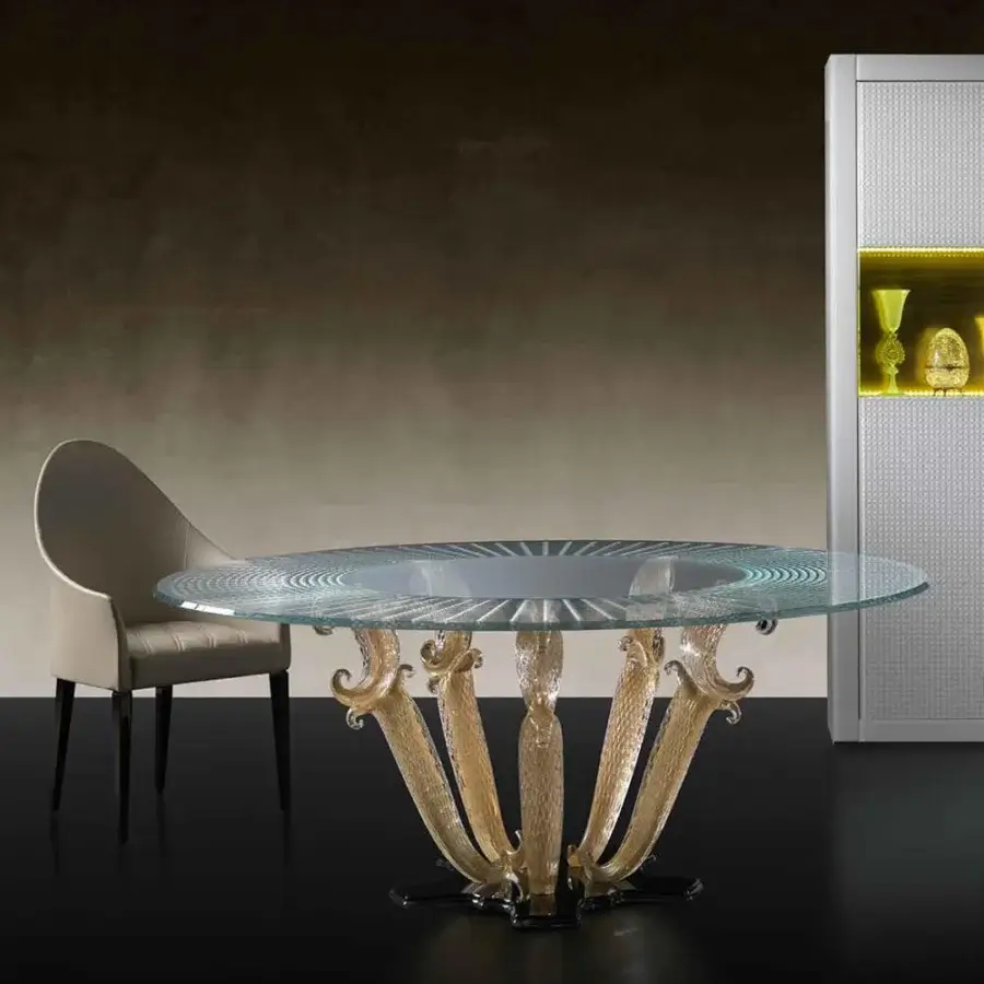 Distinguished Reflex Casanova table with transparent Murano glass legs and black lacquered glass plinth, completed with a beveled extra-clear glass top