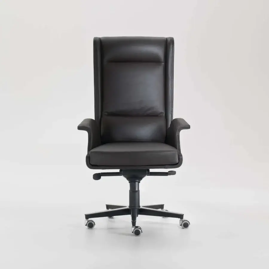 Elegant 4 Mariani Garbo armchair upholstered in dark brown leather with a black chrome swivel base