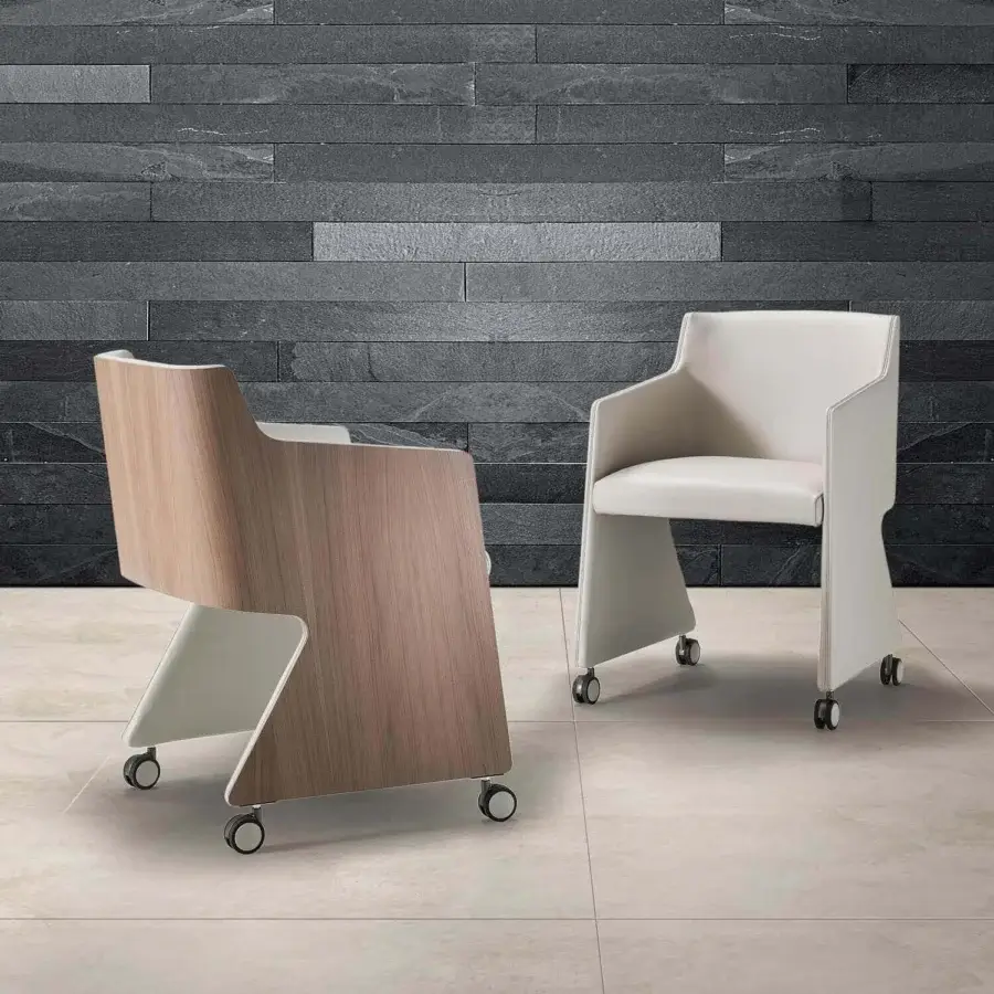 Distinguished 4 Mariani Ophy armchair with black walnut wood back and light cream leather upholstery mounted on casters