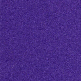 Kvadrat Divina3 fabric, color 0692, features a dense purple weave texture; exclusive to horm, with consistent violet tone and minimal shadowing.