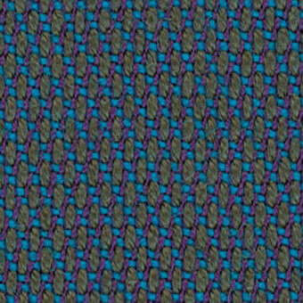 883