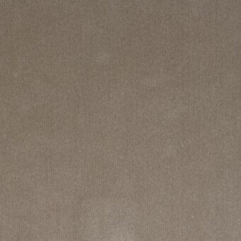 Beige fabric texture with linear weave, matte finish, and slight depth variation; sample labeled “moroso roxana cs 33 beige – q.”