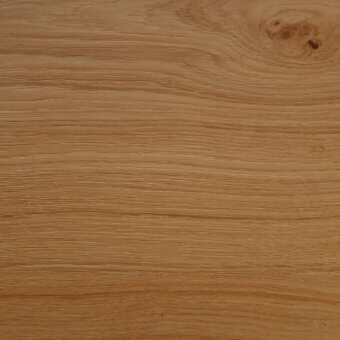Wild natural oak wood texture, pw91, with horizontal grain, pale beige and honey tones, matte finish, and a dark knot detail.