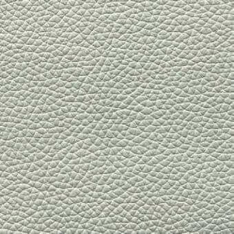 Presotto leather texture, off-white "bianco giglio 1100", pebble-grain pattern with matte finish and subtle sheen, dense uniform grain.
