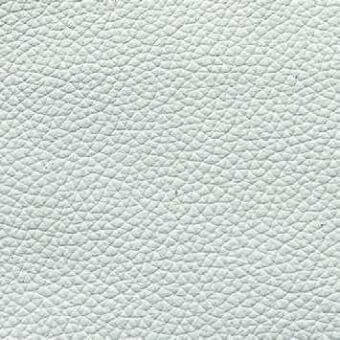 Bianco ottico 1500 leather texture with a dense pebble grain pattern, cool white color, and matte sheen on a white background.